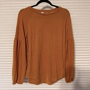 Brushed long sleeve mustard tee medium